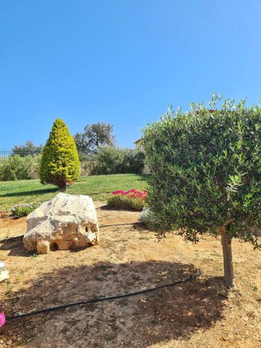 Guesthouse Petrothalassa Porto Heli Dış mekan fotoğraf