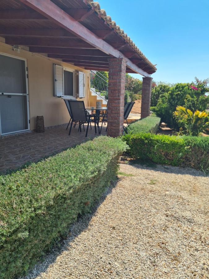 Guesthouse Petrothalassa Porto Heli Dış mekan fotoğraf